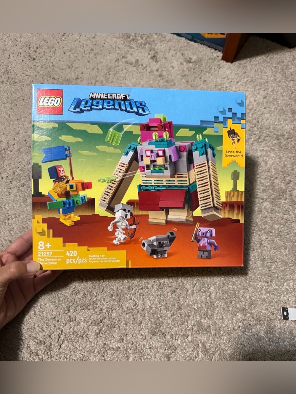 LEGO Minecraft The Devourer Showdown 21257 Building Set
